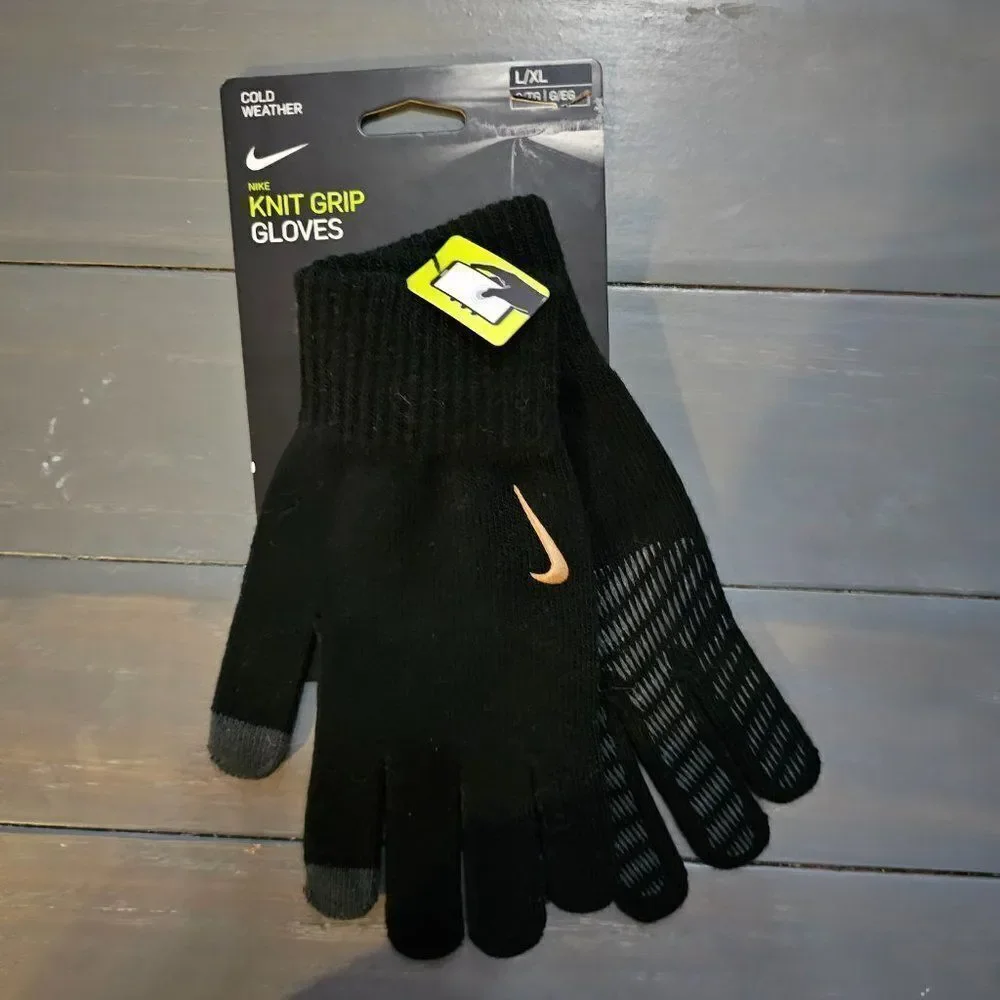 Nike women's  Black & Gray Knitted Tech and Grip Training Gloves